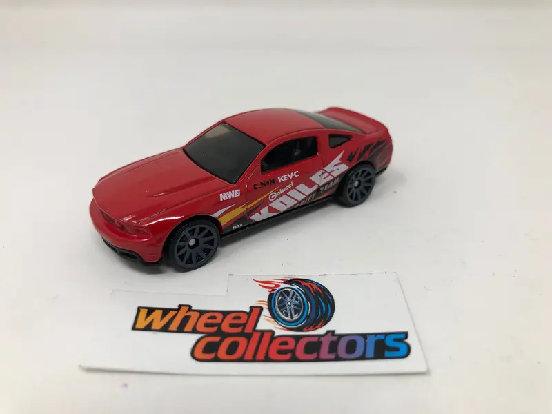 2010 Ford Mustang Gt * Red * Hot Wheels Loose 1:64 Scale 1