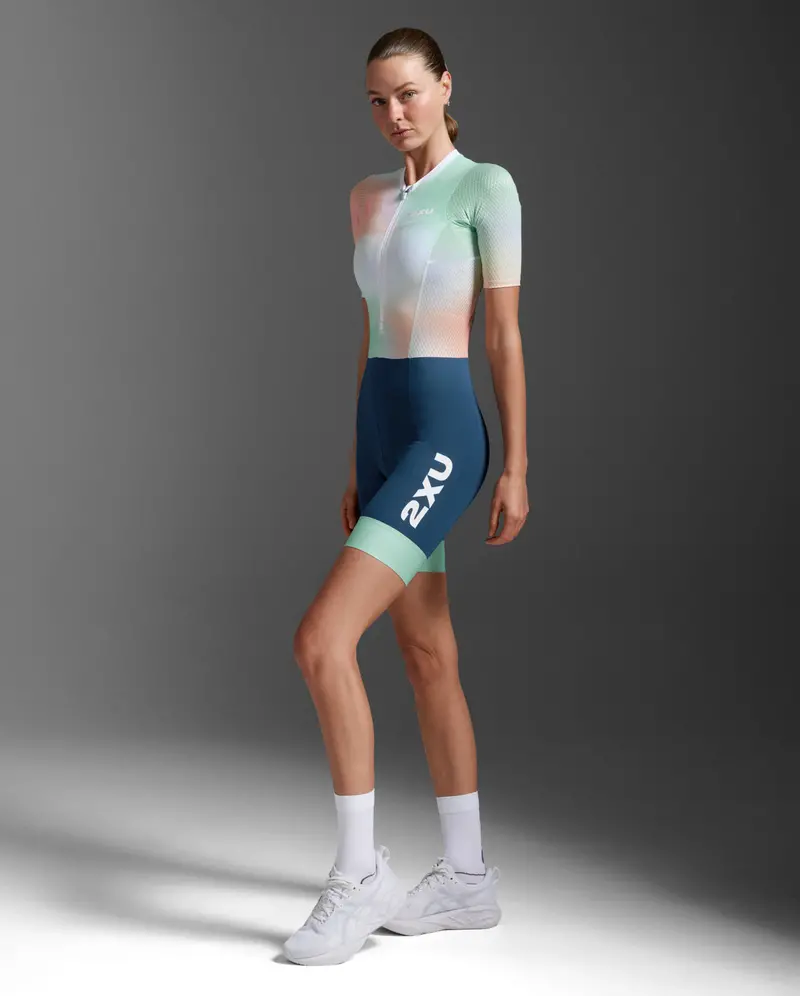 2Xu Women's Aero Hex Sleeved Trisuit 1