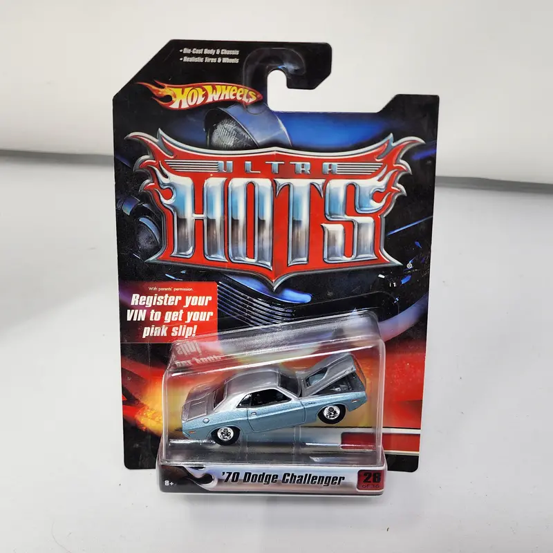 '70 Dodge Challenger * Hot Wheels Ultra Hots 1