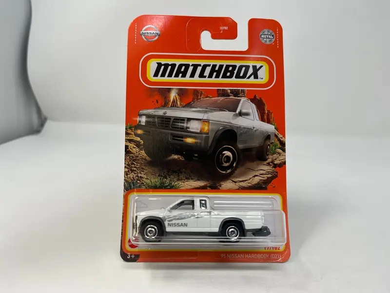 '95 Nissan Hardbody D21 #17 * Matchbox Basic Series * White 1
