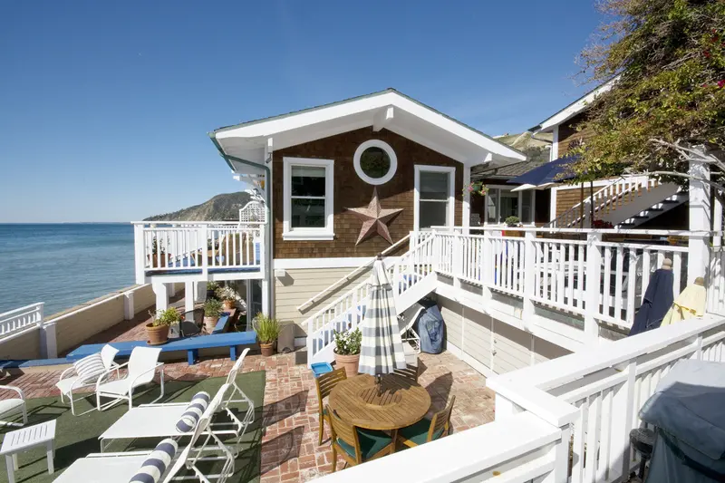 Beach House - Bh18814 1