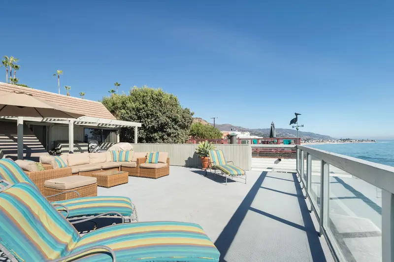 Beach House - Bh3044 1