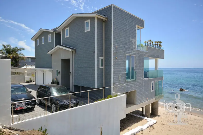 Beach House - Bh3099 1