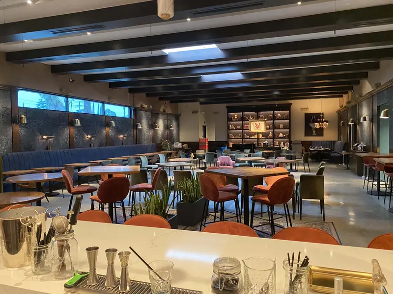 Comm2070 - Recording Studio / Restaurant 1