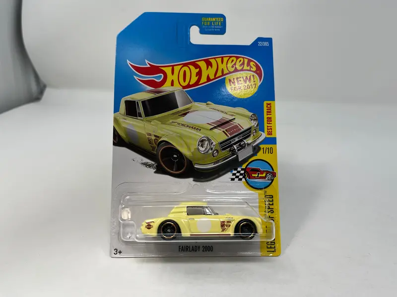 Fairlady 2000 #22 * 2017 Hot Wheels * Yellow 1