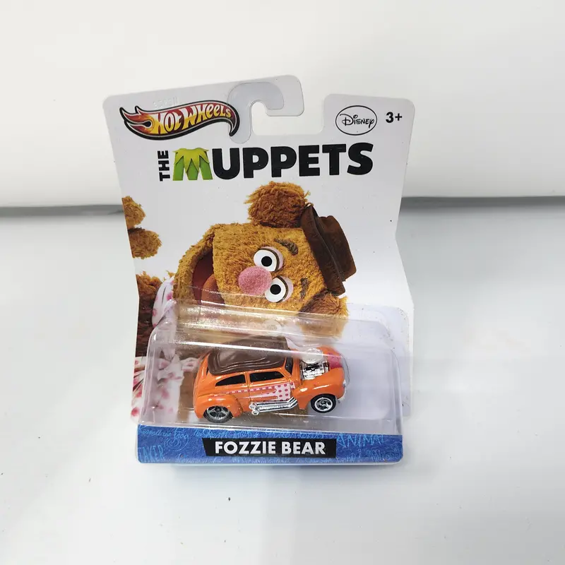 Fozzie Bear * Hot Wheels The Muppets Disney Character Cars 1