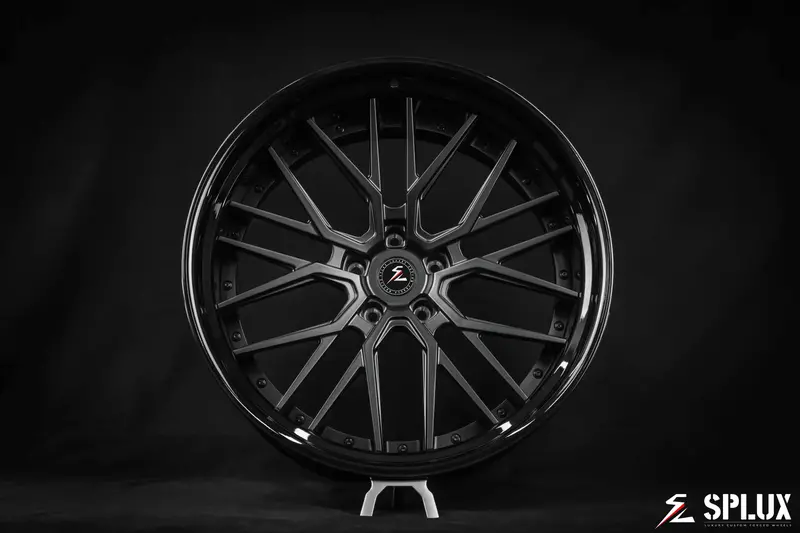 Sd-01 2022 Lamborghini Urus 23X10.5 23X12 1