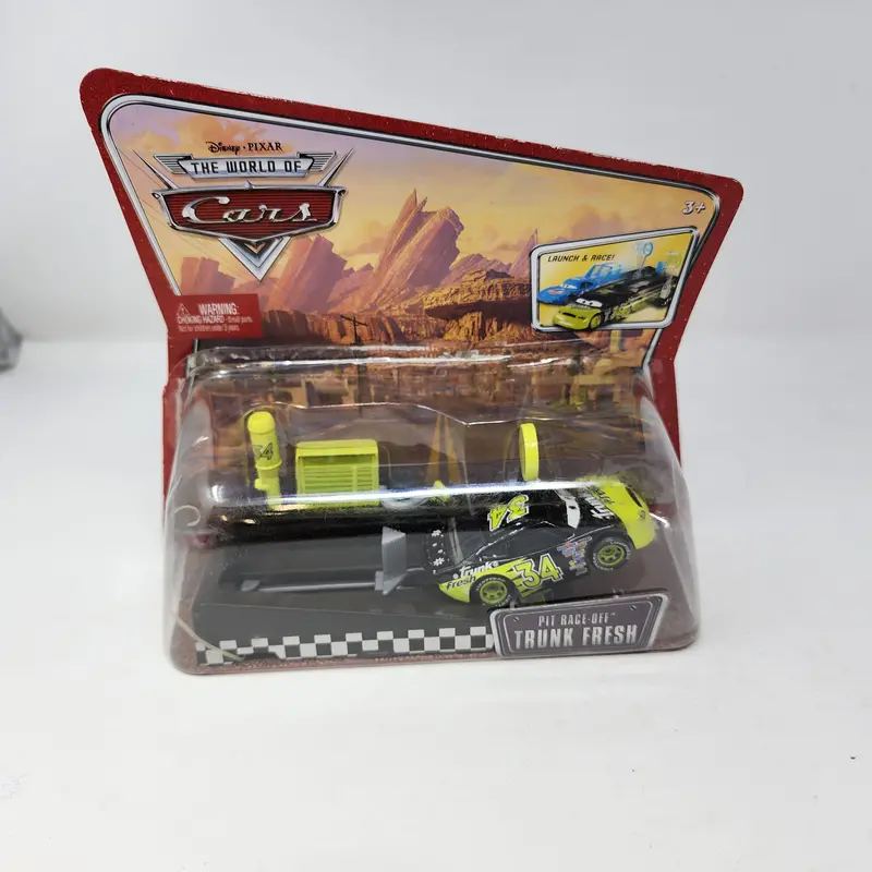 Truck Fresh Pit Row Race-Off * Disney Pixar The World Of Cars 1