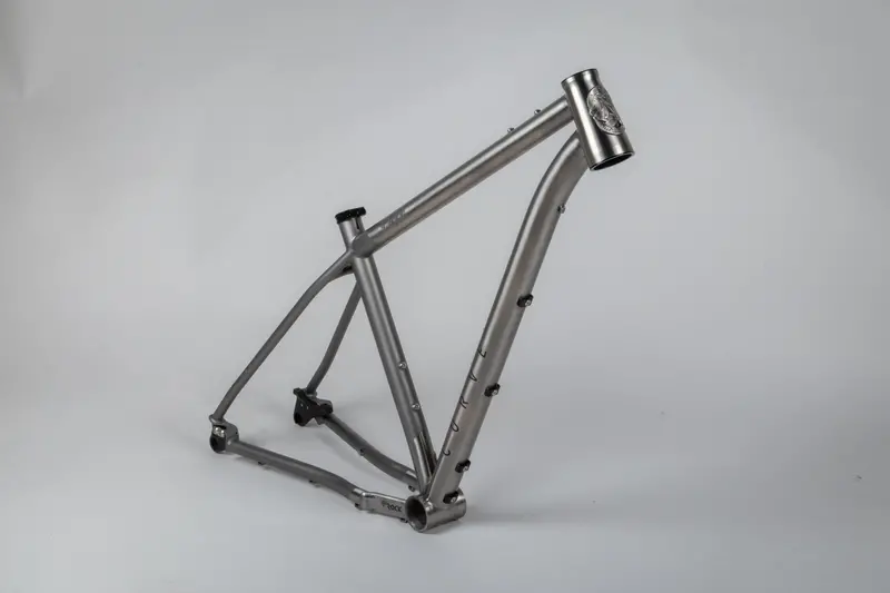 Uprock V2 Frameset 1